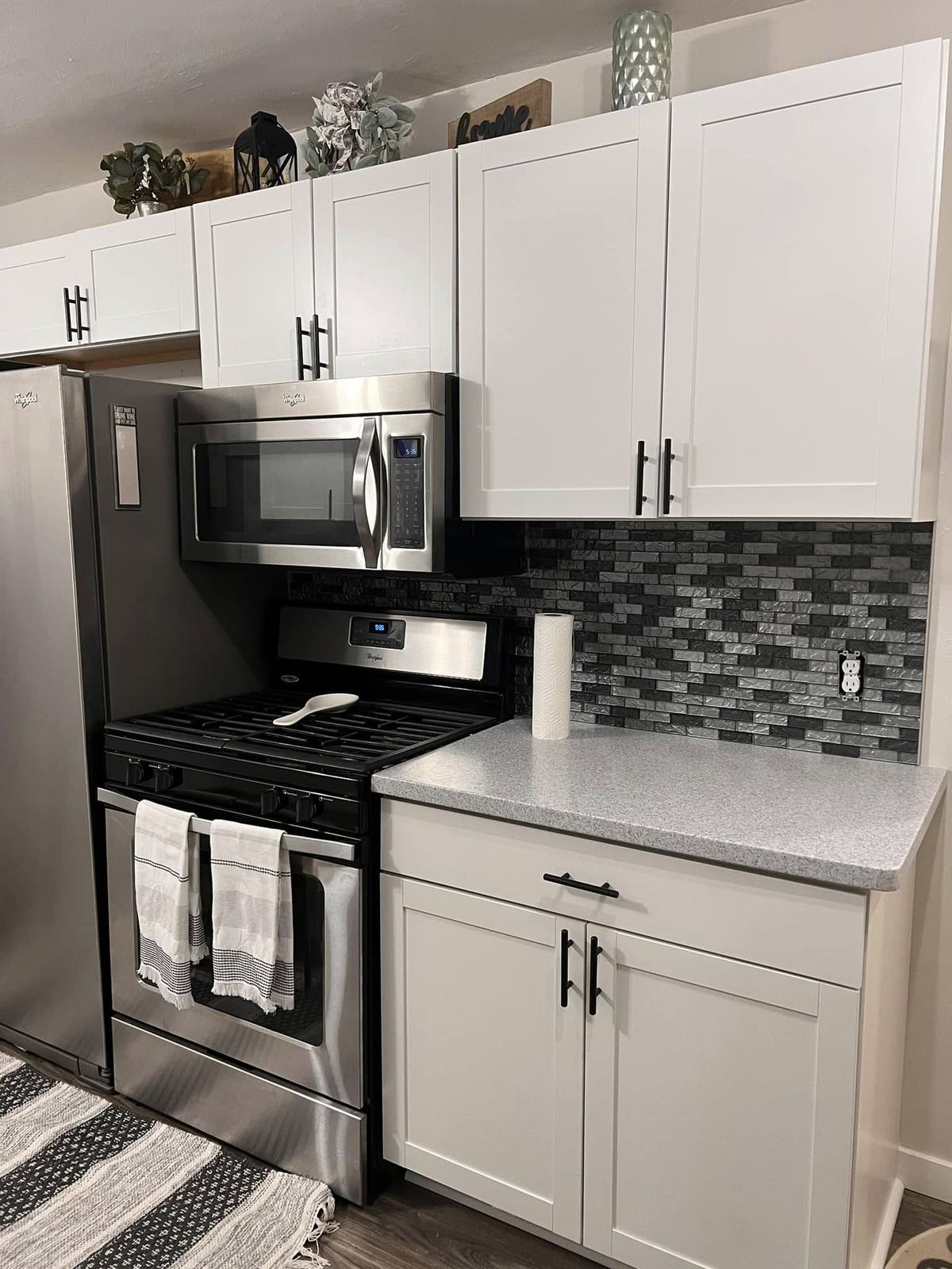 Contemporary Kitchen Kitchen Remodel in Davenport, IA by Top Angle Contractors LLC project photo 2
